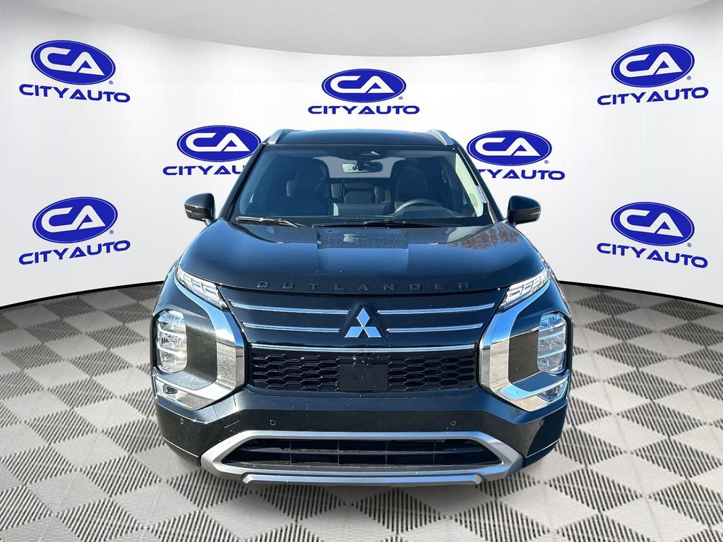 Used 2025 Mitsubishi Outlander SEL FWD image 8