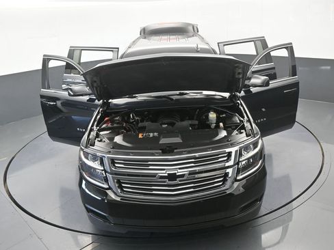Used 2020 Chevrolet Suburban LT image 74