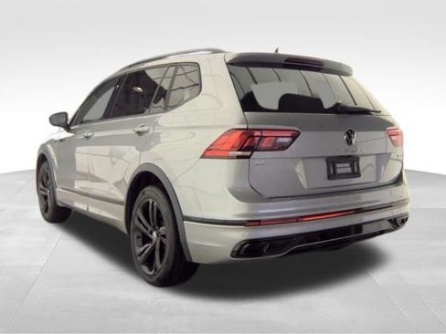 Used 2023 Volkswagen Tiguan SE R-Line AWD/4WD image 7