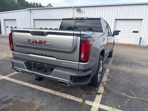Used 2023 GMC Sierra 1500 Denali w/ Denali Reserve Package AWD/4WD image 7