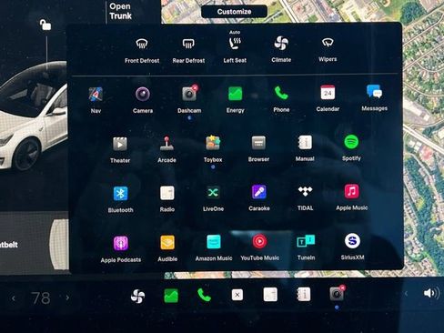 Used 2019 Tesla Model 3 Standard Range Plus image 18