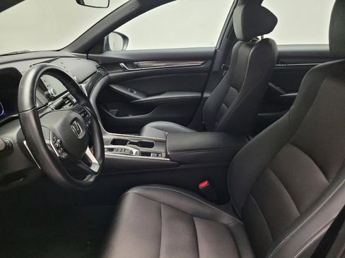 Used 2018 Honda Accord Sport image 17
