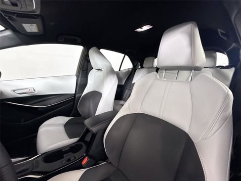 Certified 2024 Toyota Corolla XSE image 3