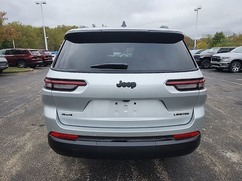 New 2025 Jeep Grand Cherokee L Limited w/ Black Appearance Package image 4