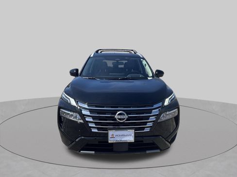 Used 2025 Nissan Rogue Platinum w/ Platinum Premium Package AWD/4WD image 9
