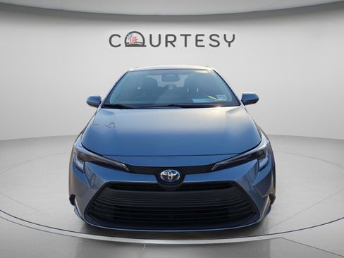 Certified 2024 Toyota Corolla LE FWD image 4