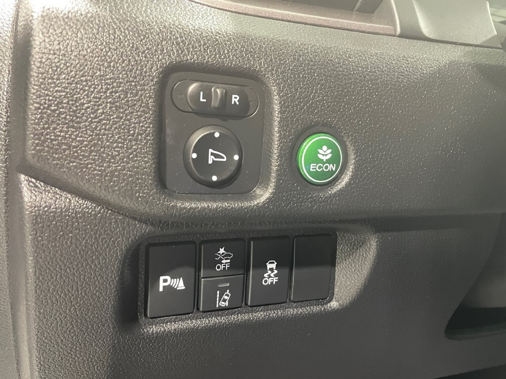 Certified 2025 Honda Passport EX-L image 36