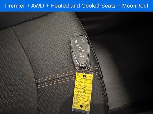 Used 2023 Chevrolet Equinox Premier image 30