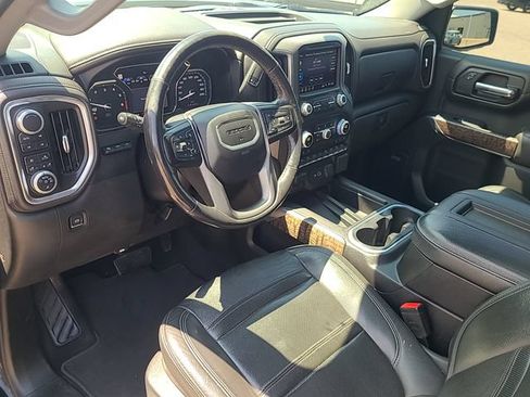 Used 2019 GMC Sierra 1500 Denali w/ Denali Ultimate Package AWD/4WD image 14