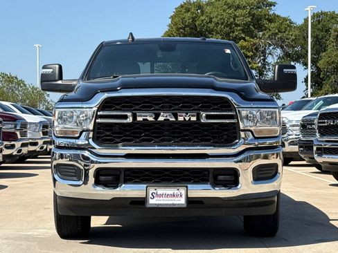 Used 2024 RAM 3500 Tradesman w/ Chrome Appearance Group AWD/4WD image 2