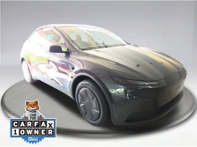 Used 2026 Tesla Model Y 2WD image 2