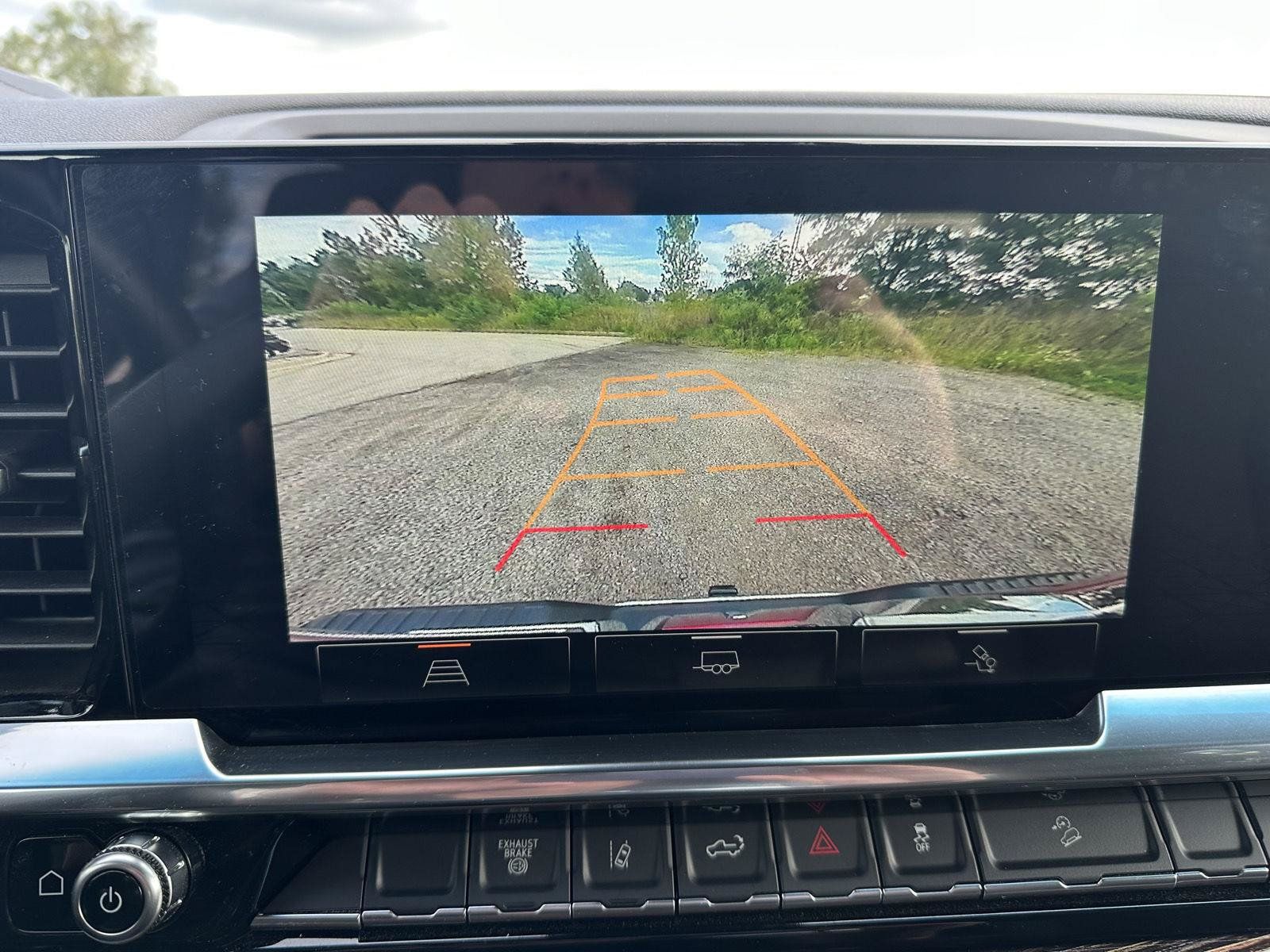 Used 2025 GMC Sierra 2500 SLE w/ Preferred Package AWD/4WD image 46