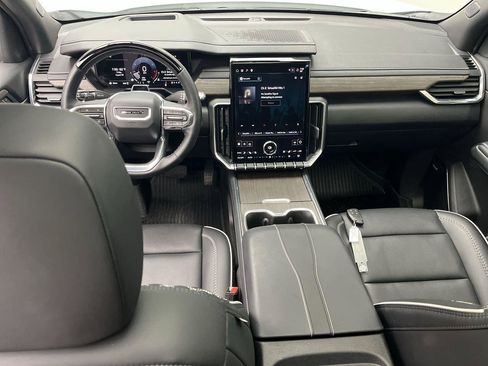 Certified 2026 GMC Acadia Denali w/ Super Cruise Package AWD/4WD image 17
