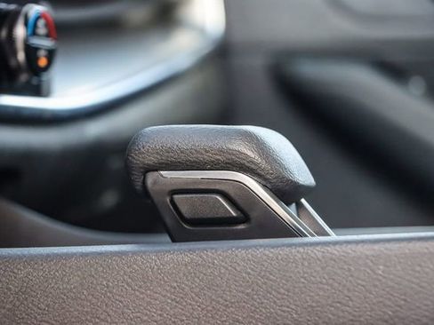 Used 2023 Nissan Rogue SV image 24