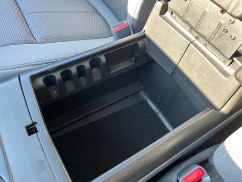 Used 2013 Ford F150 XLT w/ Luxury Equipment Group image 24