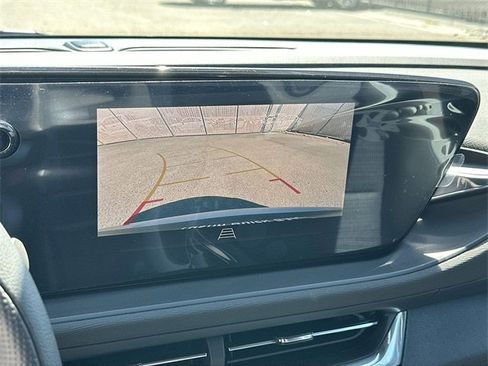 New 2025 Buick Envista Preferred image 13