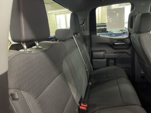 Used 2022 Chevrolet Silverado 1500 LT w/ Z71 Off-Road Package AWD/4WD image 33