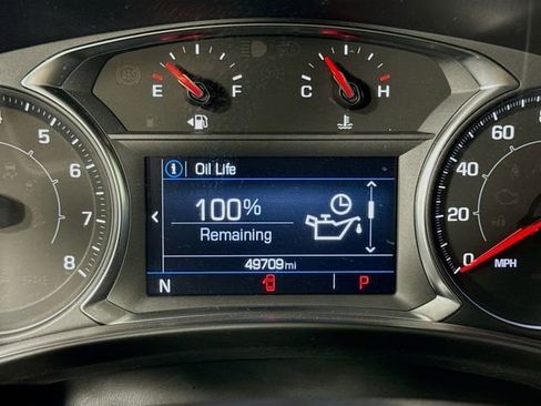 Used 2024 GMC Terrain SLE AWD/4WD image 12