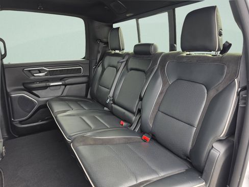 Used 2025 RAM 1500 Laramie AWD/4WD image 27