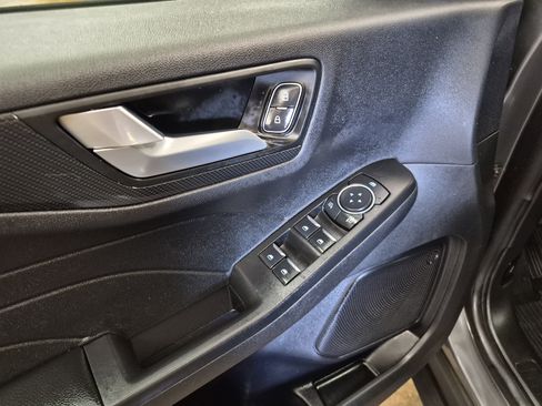 Used 2023 Ford Escape ST-Line w/ Equipment Group 301A FWD image 11
