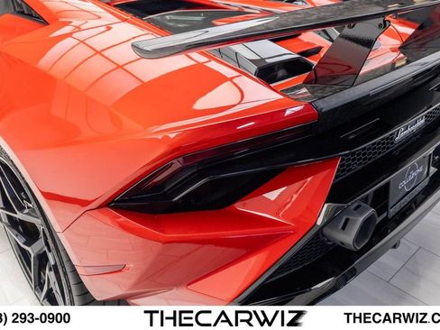 Used 2023 Lamborghini Huracan Tecnica RWD image 22