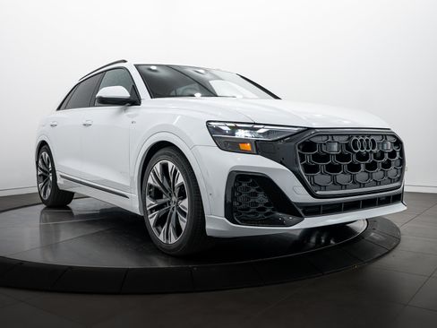 New 2026 Audi Q8 Premium Plus AWD/4WD image 2