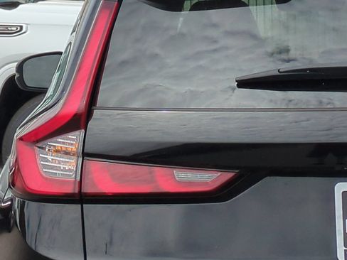 Used 2025 Honda CR-V Sport Touring image 48