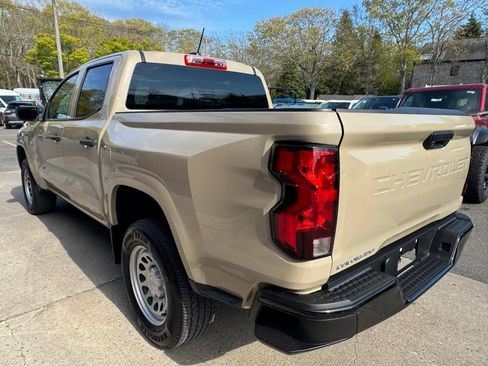 Used 2024 Chevrolet Colorado W/T RWD image 4