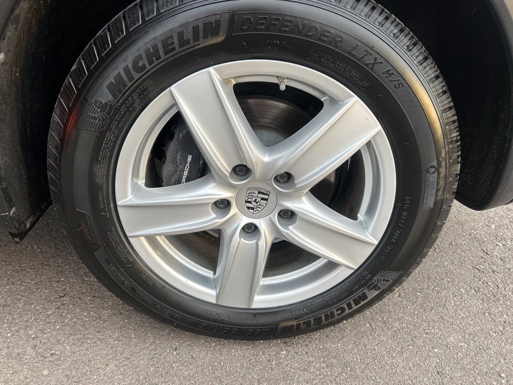 Used 2013 Porsche Cayenne AWD/4WD image 32