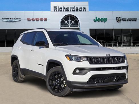 New 2026 Jeep Compass Latitude image 1