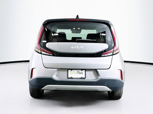Used 2025 Kia Soul LX w/ LX Technology Package image 7