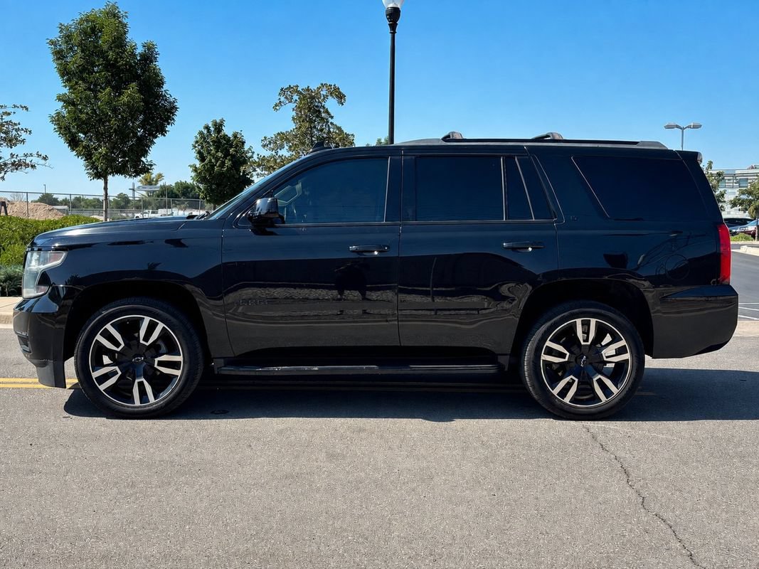 Used 2018 Chevrolet Tahoe LT w/ RST Edition AWD/4WD image 2