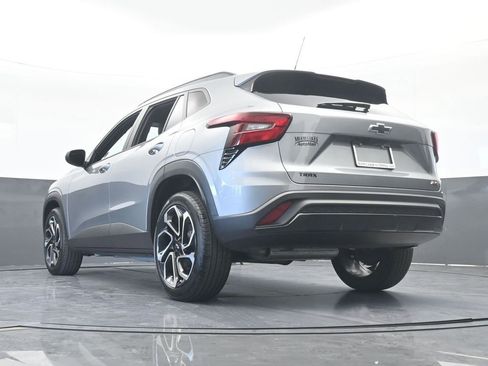 Used 2024 Chevrolet Trax RS w/ Sunroof Package image 61