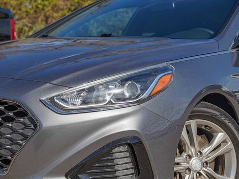 Used 2018 Hyundai Sonata Sport image 3