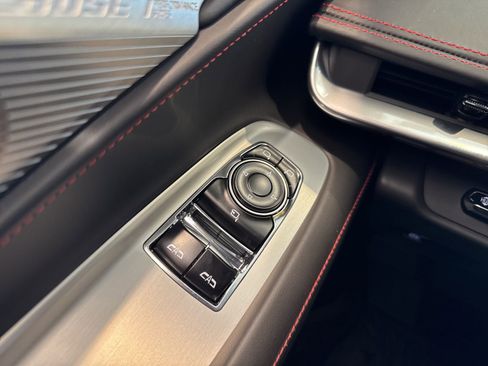 New 2025 Chevrolet Corvette E-Ray image 42