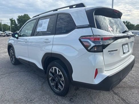 Used 2025 Subaru Forester Premium w/ Convenience Package #1 AWD/4WD image 7