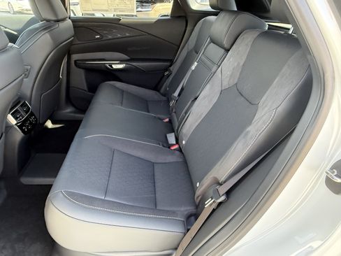 New 2026 Lexus RX 450h AWD image 30