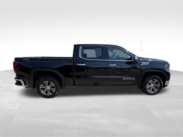 Used 2025 GMC Sierra 1500 SLT AWD/4WD image 9