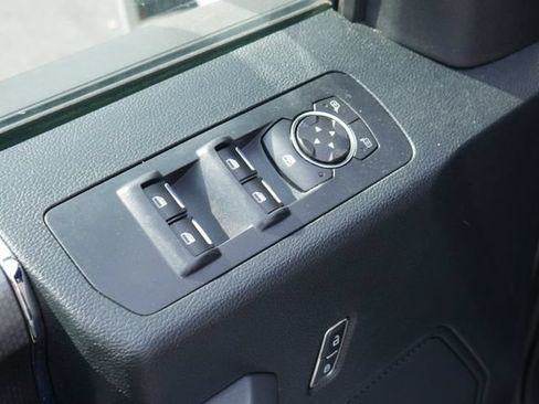 Used 2015 Ford F150 XLT w/ Equipment Group 302A Luxury AWD/4WD image 15