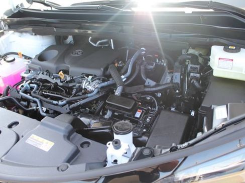 Certified 2026 Toyota Sienna XSE FWD image 60