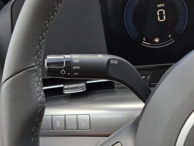 Used 2025 Hyundai Kona SEL AWD/4WD image 23