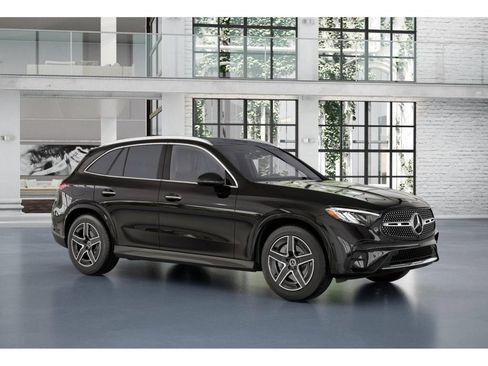 New 2026 Mercedes-Benz GLC 300 4MATIC image 12