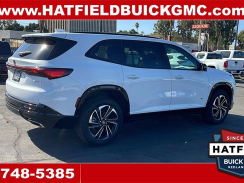 Used 2026 Buick Enclave Sport Touring w/ Power Package image 5