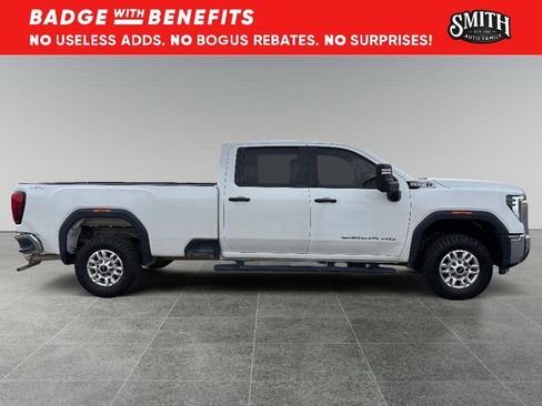 Used 2024 GMC Sierra 2500 Pro w/ 1SA Pro Safety Plus Package AWD/4WD image 3