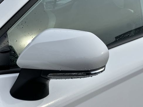 New 2026 Toyota Camry SE image 11