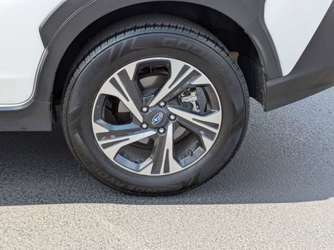 Used 2024 Subaru Crosstrek 2.0i Premium AWD/4WD image 11