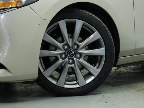 Used 2024 MAZDA MAZDA3 s FWD image 3