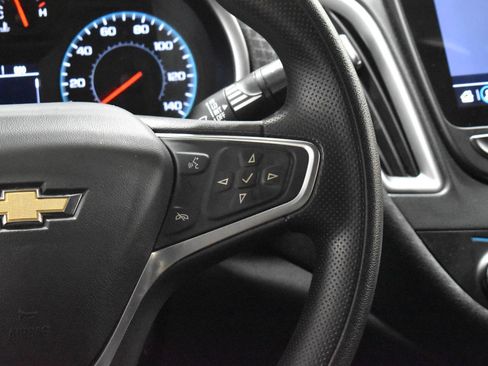 Used 2023 Chevrolet Malibu LT w/ Driver Confidence Package FWD image 9