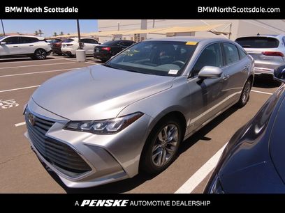 Used 2020 Toyota Avalon XLE w/ Carpet Mat Package
