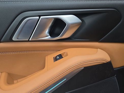 Certified 2023 BMW X5 xDrive45e w/ Executive Package image 27